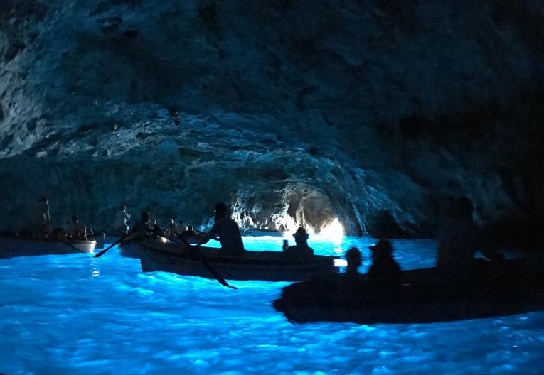 Riapre la Grotta Azzurra di Capri