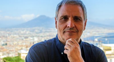Conversazione con lo scrittore Maurizio De Giovanni:  “I miei Luoghi del Cuore”